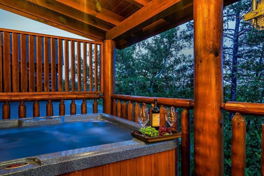 Cabin-N-Smokys! Indoor Resort Pool Views Hot Tub Game Room Sevierville Eksteriør bilde