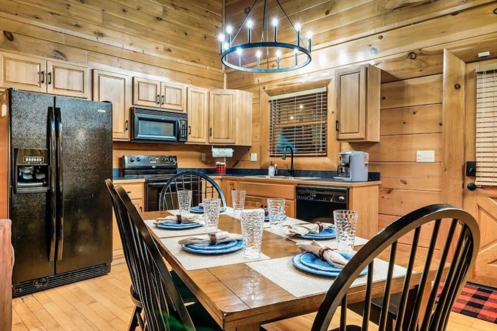 Cabin-N-Smokys! Indoor Resort Pool Views Hot Tub Game Room Sevierville Eksteriør bilde