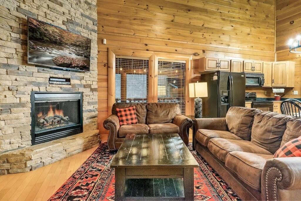 Cabin-N-Smokys! Indoor Resort Pool Views Hot Tub Game Room Sevierville Eksteriør bilde