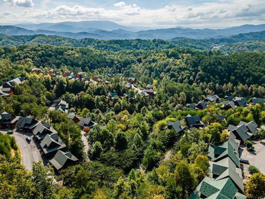 Cabin-N-Smokys! Indoor Resort Pool Views Hot Tub Game Room Sevierville Eksteriør bilde