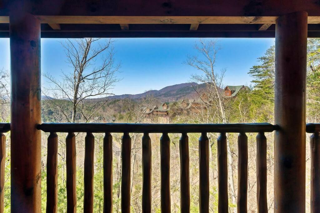 Cabin-N-Smokys! Indoor Resort Pool Views Hot Tub Game Room Sevierville Eksteriør bilde
