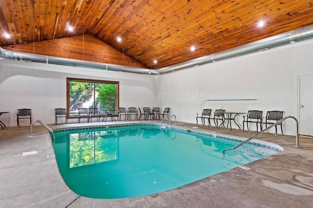 Cabin-N-Smokys! Indoor Resort Pool Views Hot Tub Game Room Sevierville Eksteriør bilde